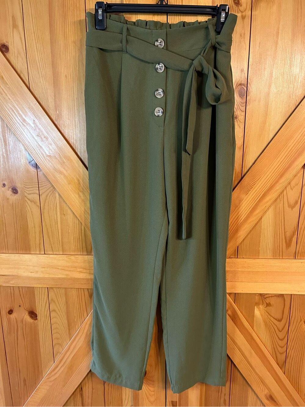 Altar'd State Womens High Waist  Paper Bag Pants Size Medium Army Green  (0968)